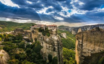 “Ana Vatanı” İle Kucaklaşma